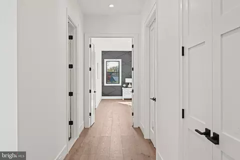 Entry Way - 6804 Lemon Rd, Mclean, VA 22101 photo 11 of 16