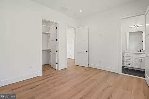 Bedroom - 6804 Lemon Rd, Mclean, VA 22101 photo 6 of 16