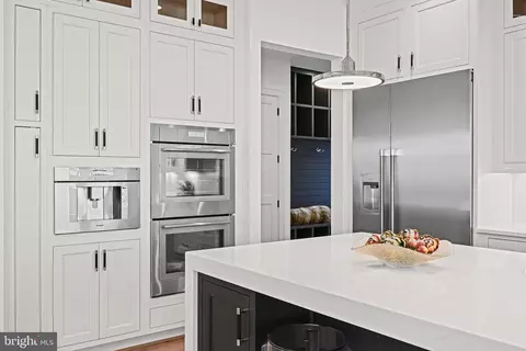 Kitchen - 6804 Lemon Rd, Mclean, VA 22101 photo 4 of 6