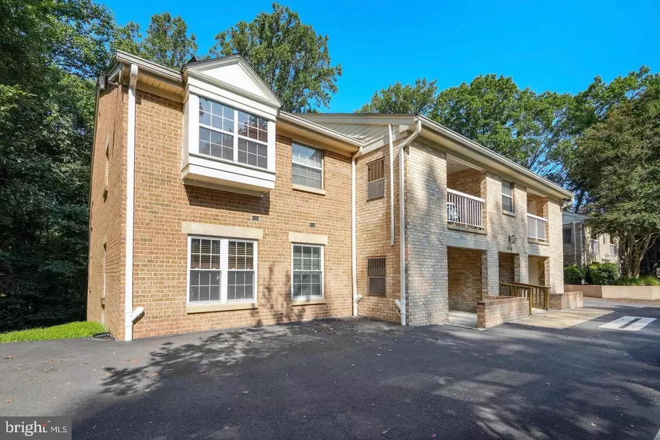 Other - 5918 Cove Landing Rd #201, Burke, VA 22015 photo 2 of 14
