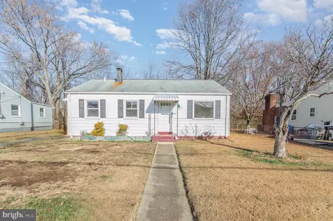 3216 Campbell Dr, Alexandria, VA 22303