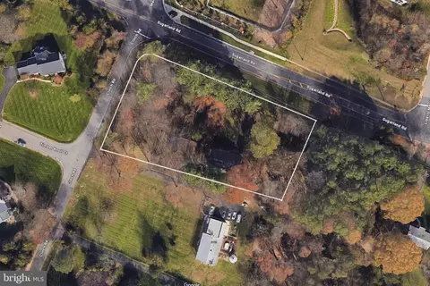 11811 Sugarland Rd, Herndon, VA 20170