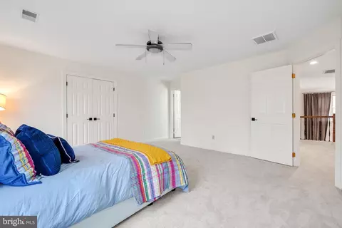 Bedroom - 500 Utterback Store Rd, Great Falls, VA 22066 photo 4 of 6