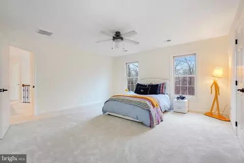 Bedroom - 500 Utterback Store Rd, Great Falls, VA 22066 photo 3 of 6