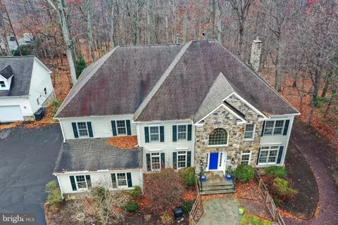Exterior - 500 Utterback Store Rd, Great Falls, VA 22066 photo 10 of 23