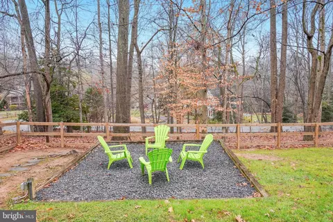 Exterior - 500 Utterback Store Rd, Great Falls, VA 22066 photo 8 of 23