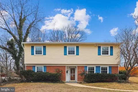4801 Eaton Pl, Alexandria, VA 22310