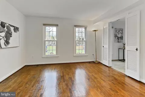 2011 Soapstone Dr, Reston, VA 20191 photo 22