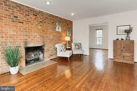 2011 Soapstone Dr, Reston, VA 20191 photo 20