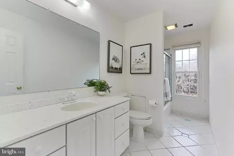 2011 Soapstone Dr, Reston, VA 20191 photo 37