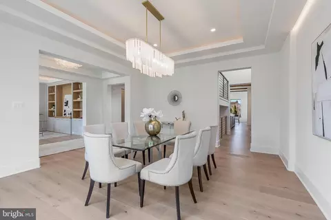 Dining - 1124 Guilford Ct, Mclean, VA 22101 photo 2 of 4