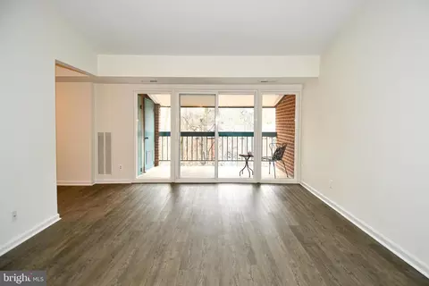 Living - 11809 Breton Ct #21D, Reston, VA 20191 photo 2 of 8