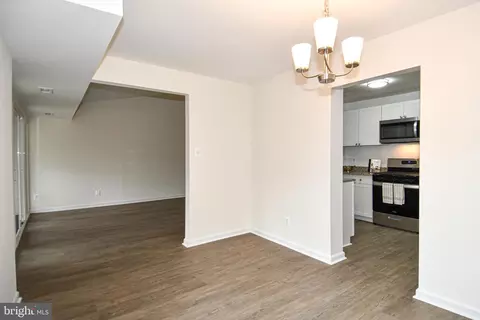 Dining - 11809 Breton Ct #21D, Reston, VA 20191 photo 1 of 1