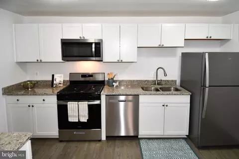 Kitchen - 11809 Breton Ct #21D, Reston, VA 20191 photo 4 of 6