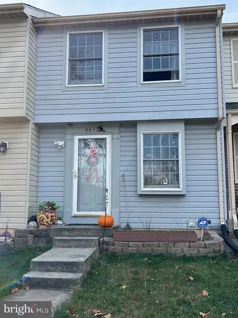 8412 White Feather Ct, Lorton, VA 22079