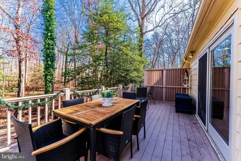 2423 Pony Ln, Reston, VA 20191 photo 10
