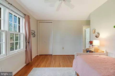 2423 Pony Ln, Reston, VA 20191 photo 31