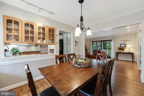 2423 Pony Ln, Reston, VA 20191 photo 16