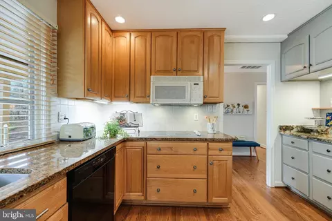 2423 Pony Ln, Reston, VA 20191 photo 19