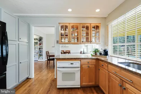 2423 Pony Ln, Reston, VA 20191 photo 21