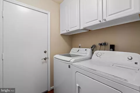 8700 Etta Dr, Springfield, VA 22152 photo 16