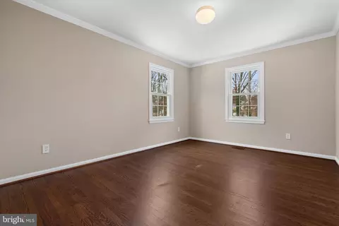 8700 Etta Dr, Springfield, VA 22152 photo 32