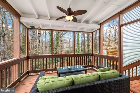 5403 Tripolis Ct, Burke, VA 22015 photo 21