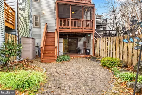 5403 Tripolis Ct, Burke, VA 22015 photo 46
