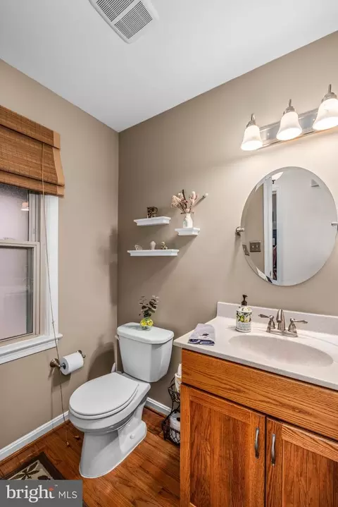 5403 Tripolis Ct, Burke, VA 22015 photo 14