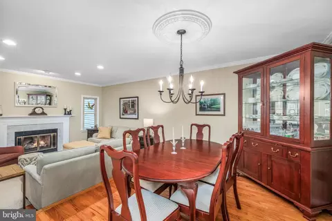 5403 Tripolis Ct, Burke, VA 22015 photo 15