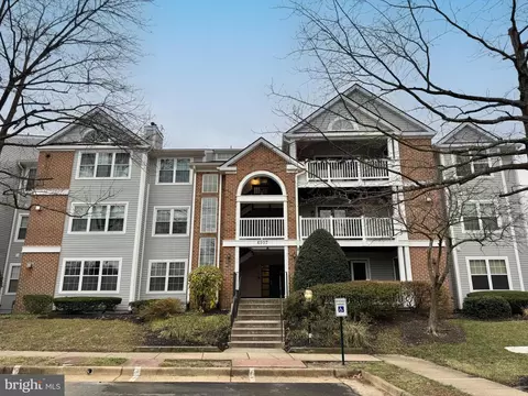 6107 Wigmore Ln #E, Alexandria, VA 22315