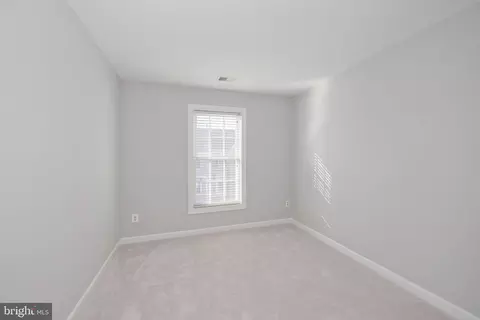 Bedroom - 6661 Debra Lu Way, Springfield, VA 22150 photo 4 of 5