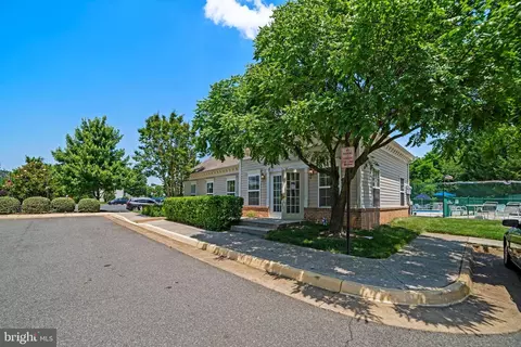 6345 Demme Pl, Springfield, VA 22150 photo 33