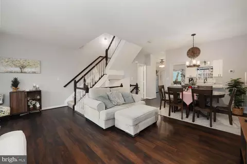 6345 Demme Pl, Springfield, VA 22150 photo 8