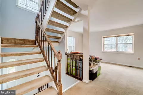 Entry Way - 5719 Mason Bluff Dr, Burke, VA 22015 photo 4 of 5