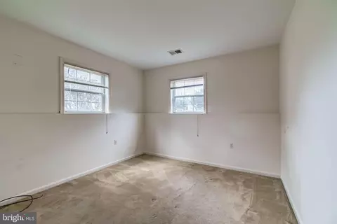 Bedroom - 5719 Mason Bluff Dr, Burke, VA 22015 photo 7 of 7