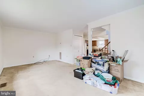 Living - 5719 Mason Bluff Dr, Burke, VA 22015 photo 2 of 6