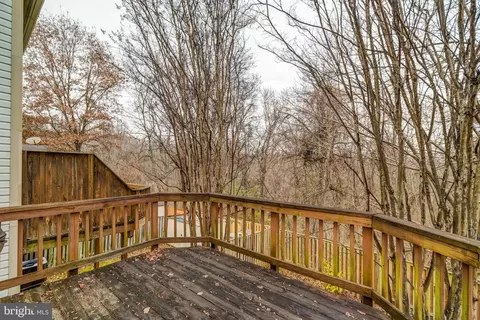 Exterior - 5719 Mason Bluff Dr, Burke, VA 22015 photo 10 of 11