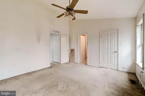 Bedroom - 5719 Mason Bluff Dr, Burke, VA 22015 photo 5 of 7