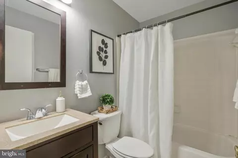 7710 Lexton Pl #D, Springfield, VA 22152 photo 13