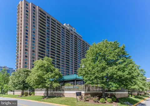 5501 Seminary Rd #1809S, Falls Church, VA 22041