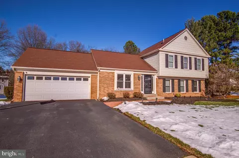 12800 Turberville Ln, Herndon, VA 20171