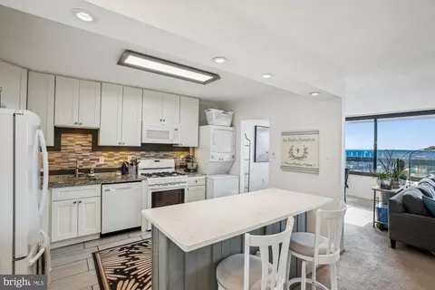 3705 S George Mason Dr #1913S, Falls Church, VA 22041