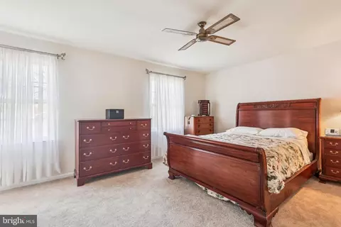 7122 Rolling Forest Ave, Springfield, VA 22152 photo 28