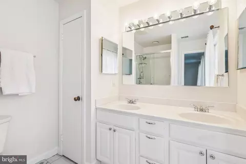 7122 Rolling Forest Ave, Springfield, VA 22152 photo 32
