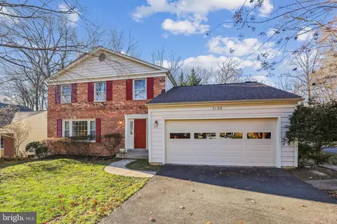 7122 Rolling Forest Ave, Springfield, VA 22152