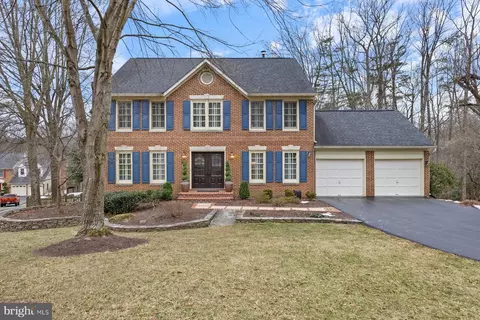 9137 Lakeland Valley Ct, Springfield, VA 22153