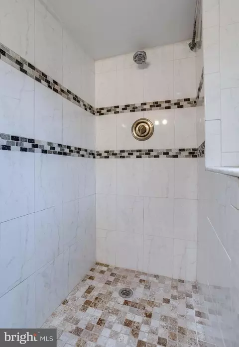 10006 E Constable Ct, Fairfax, VA 22032 photo 28