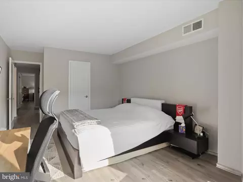 Bedroom - 8380 Greensboro Dr #626, Mclean, VA 22102 photo 4 of 7