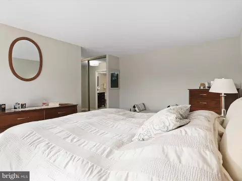 Bedroom - 8380 Greensboro Dr #626, Mclean, VA 22102 photo 3 of 7